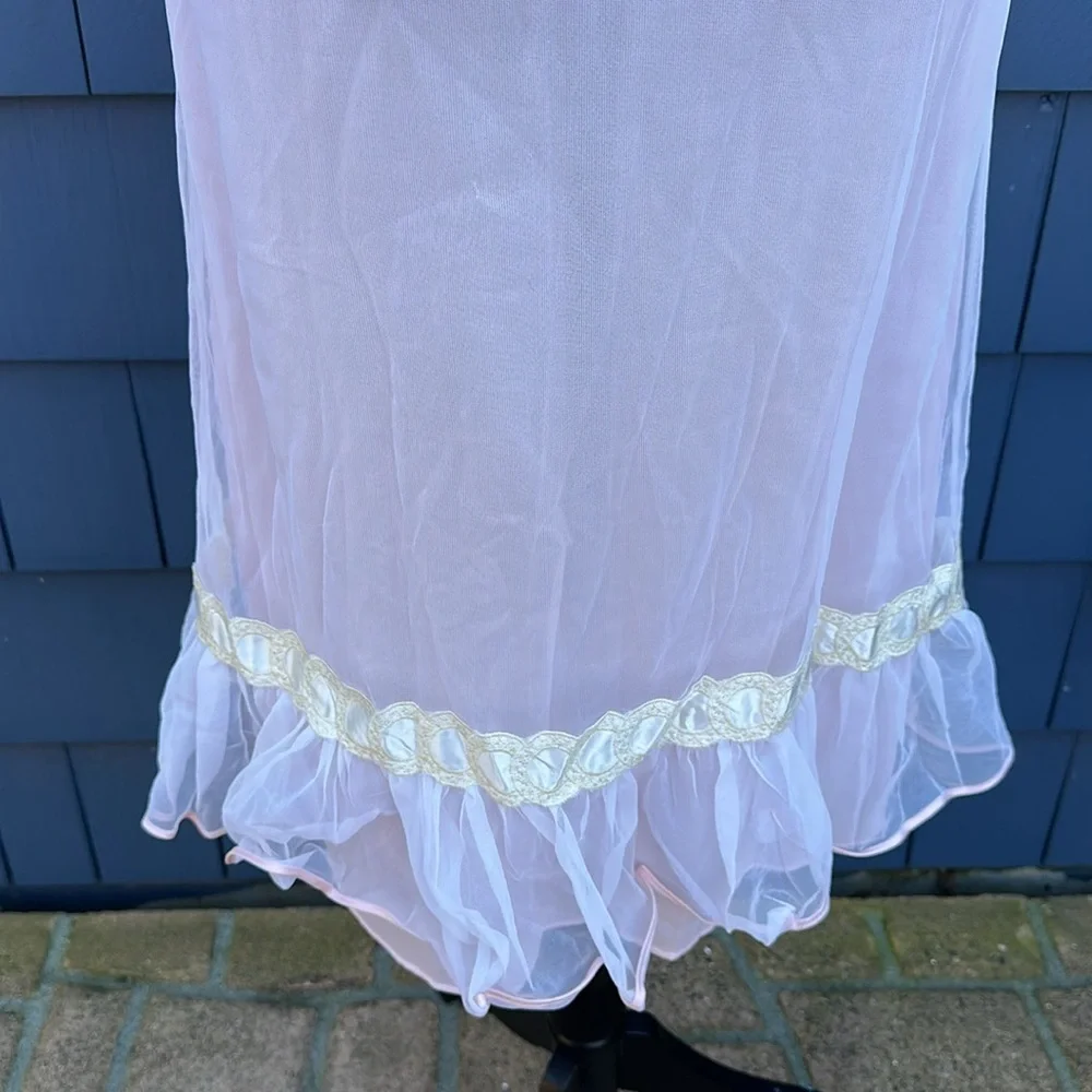 💗💗💗Vintage pale pink Nylon Tricot stretch slip small pinup sexy - Picture 4 of 9